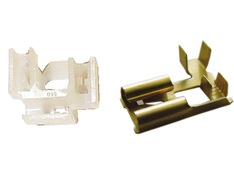 Fiche H4 blanc avec 3 cosses – Hoelzle
